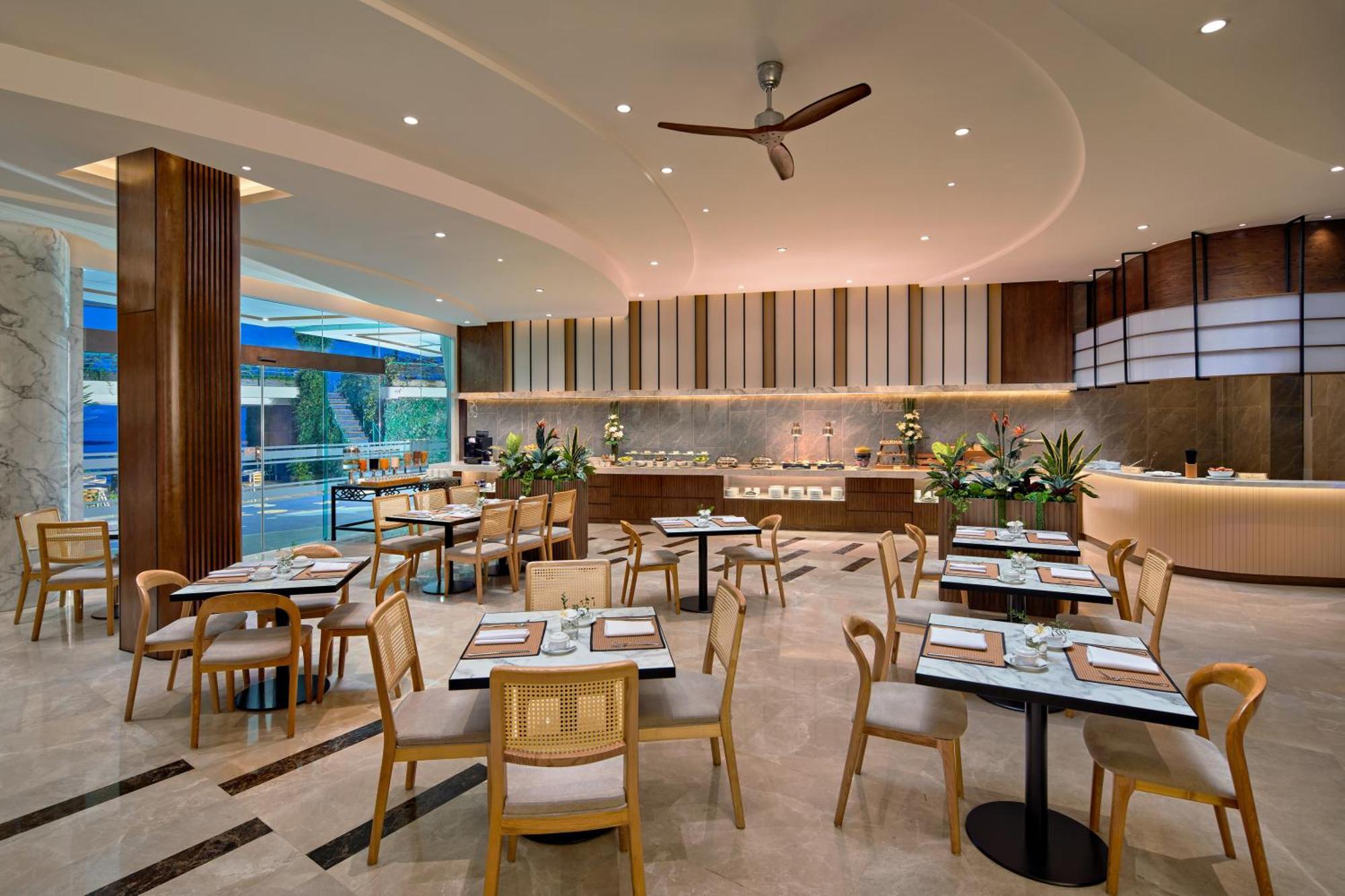 The Hanoi Club Hotel & Residences Exterior photo