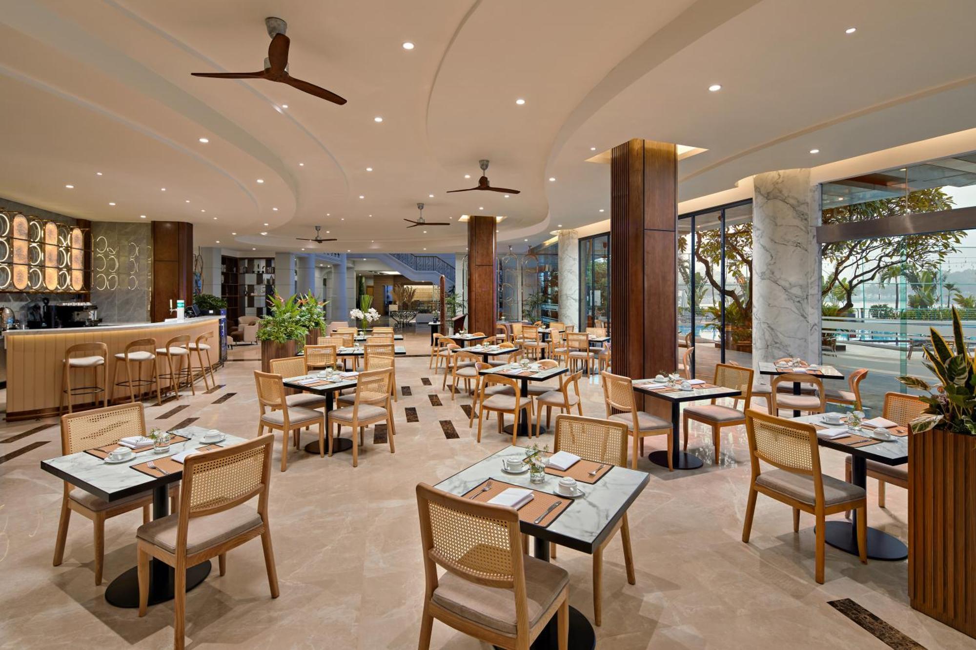 The Hanoi Club Hotel & Residences Exterior photo