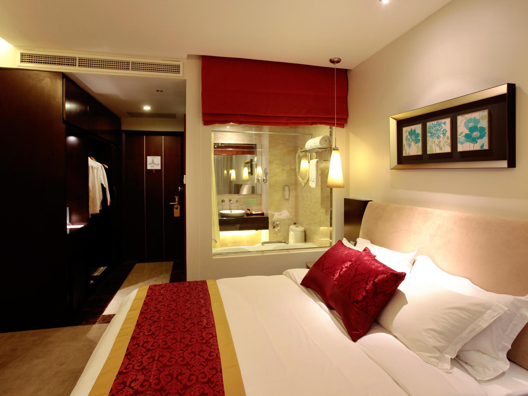 The Hanoi Club Hotel & Residences Exterior photo